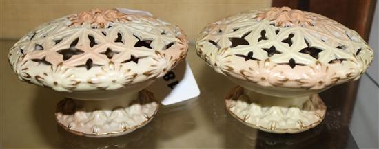 Pair of Worcester pot pourri